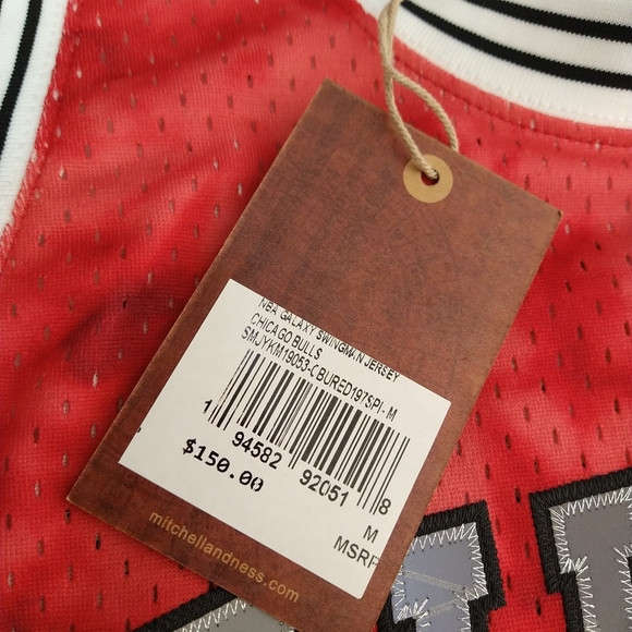 Medium Mitchell & Ness Scottie Pippen Chicago Bulls 97-98 Galaxy Swingman Jersey - Picture 4 of 9